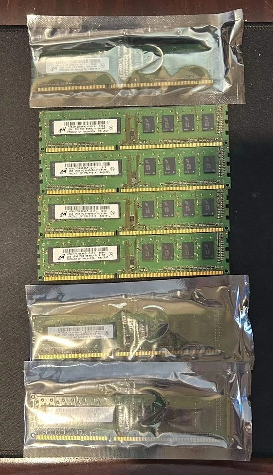 Micron 7GB (MT8JTF12864AZ-1G1F1) 1Rx8 PC3-8500U-7-10-A0 7x 1GB ￼Ram Sticks - Image 2 of 4