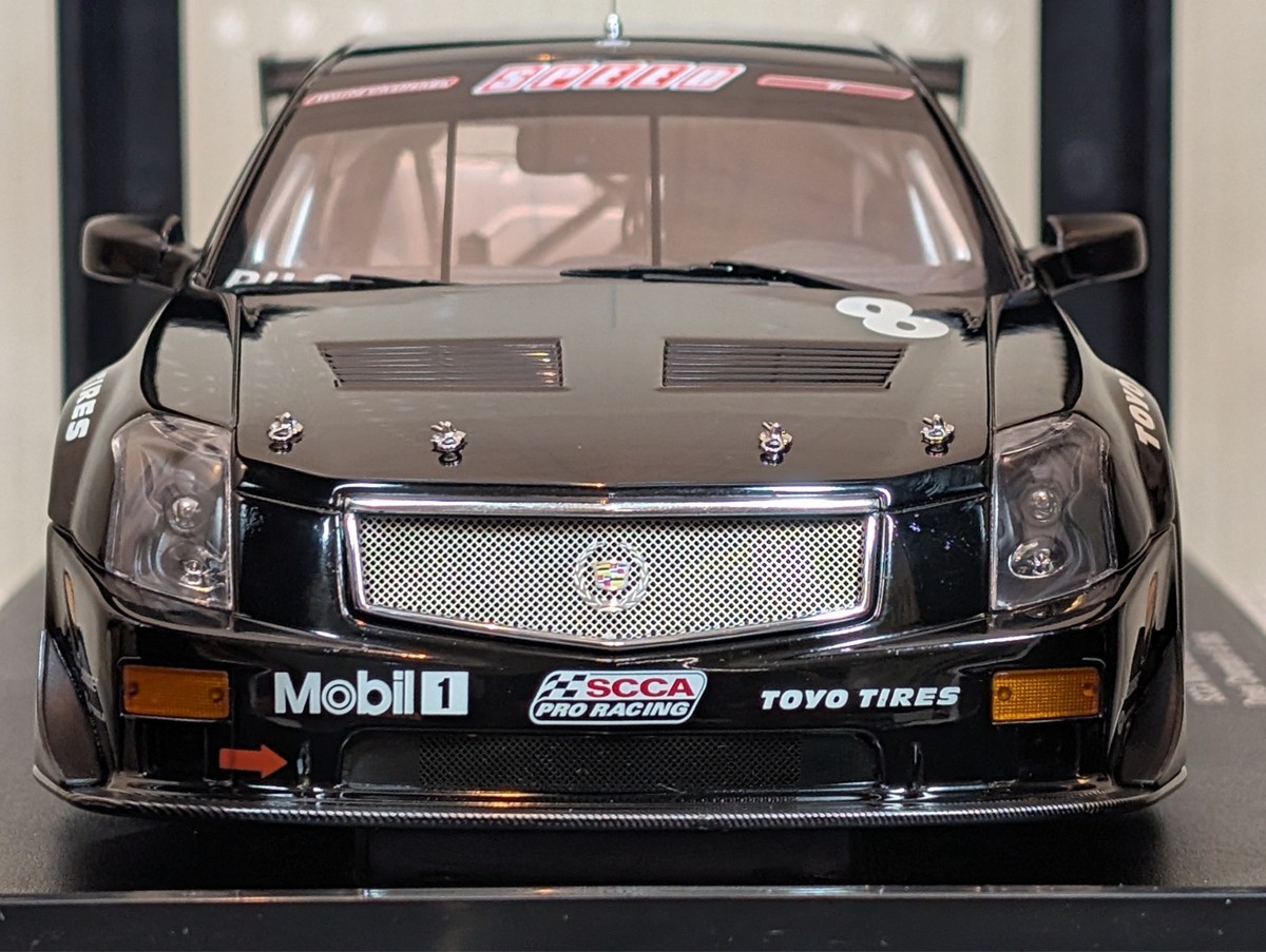 AUTOart 1/18 Cadillac CTS-V SCCA World Challenge GT 2005 #8