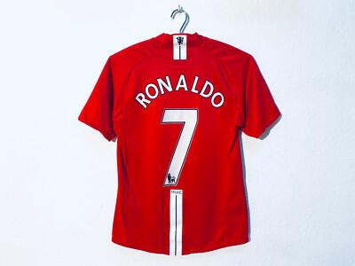 Manchester United *Ronaldo* Adult S Home Football Shirt 2007
