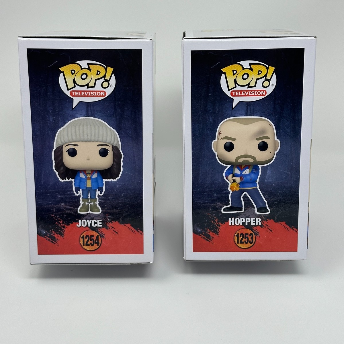 Funko Pop JOYCE RUSSIA + HOPPER FLAMETHROWER Exclusive Stranger