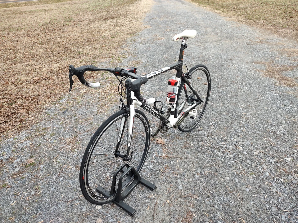 Bicicleta de carretera BMC SLC01 + todo lo necesario 2 paseos (casi) Foto 2 de 4