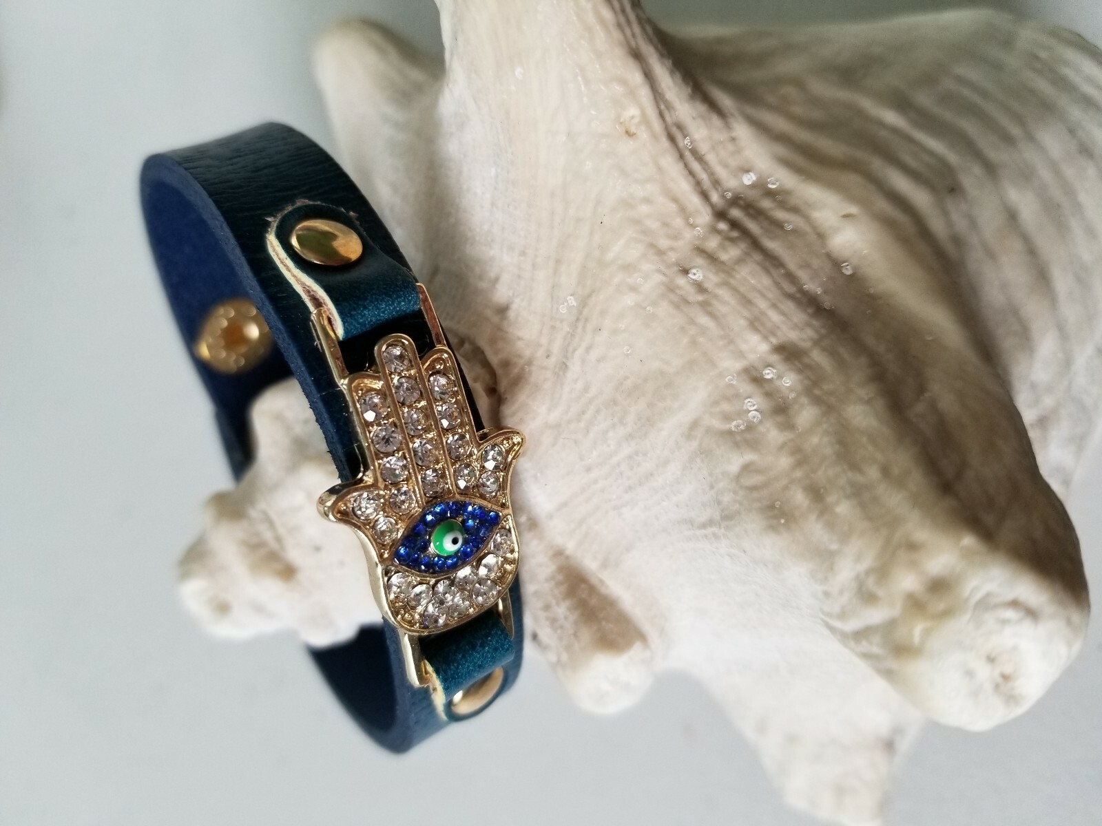 Hamsa Hand of Fatima Jewish Kabbalah Evil Eye Charm Leather Cuff Bangle Bracelet