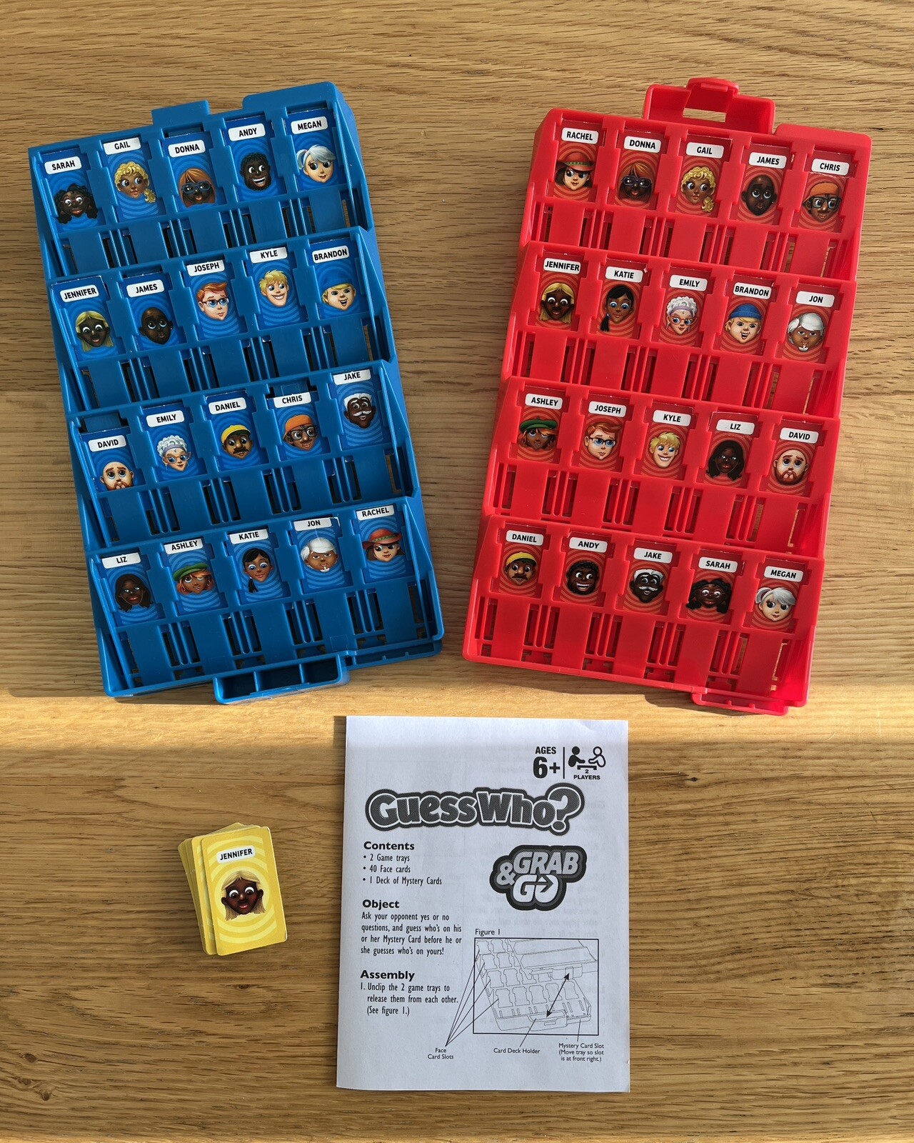 Guess Who Grab And Go Travel Board Game Age 6+ Hasbro COMPLETE