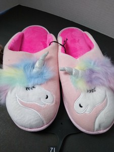 womens slippers size 11