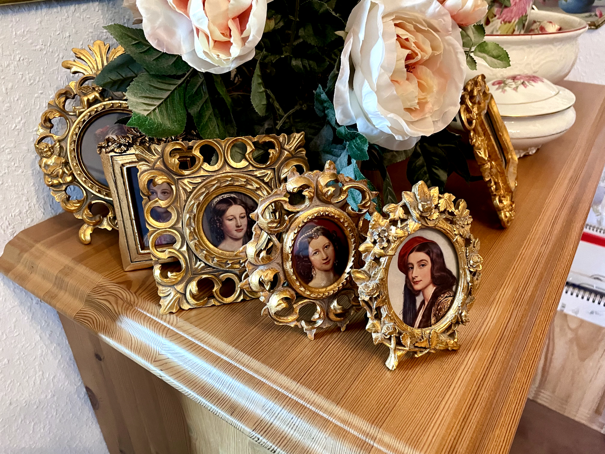 Vicenpal Vintage Bilderrahmen-Set – 4 Goldene Rahmen In Quadrat, Rechteck, Oval & Kreis, Aus Kunstharz, Mit Aufhänger