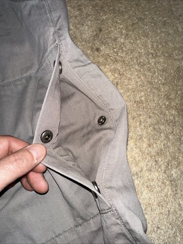 Armani Designer Grey Cargo Shorts 32W - Picture 3 of 11