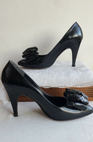leather stilettos heels Sz 4.5 