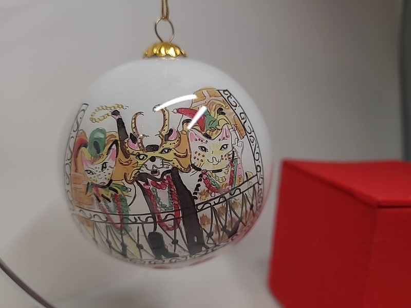 P&A Mardi Gras New Orleans Cats on Balcony Reversed Hand Painting Ornament
