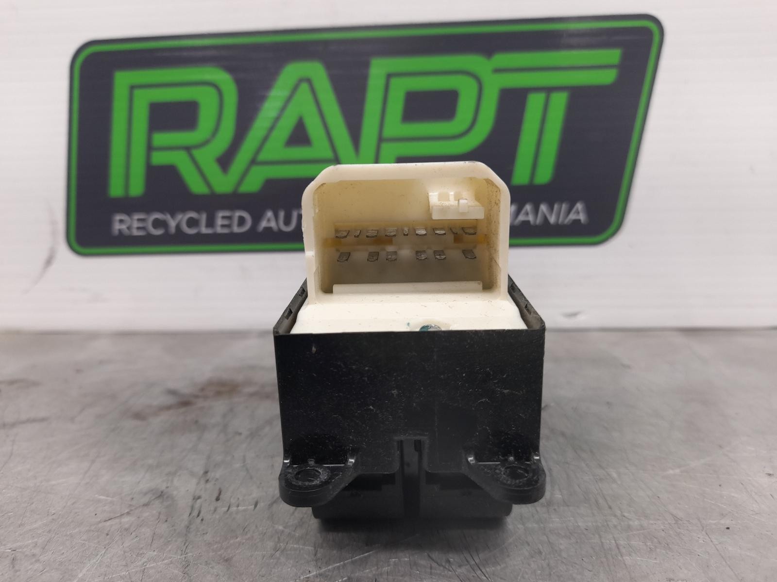 2016 Toyota Corolla POWER WINDOW SWITCH RH FRONT (MASTER) ZRE172R SEDAN 12/13-06/19 image 3