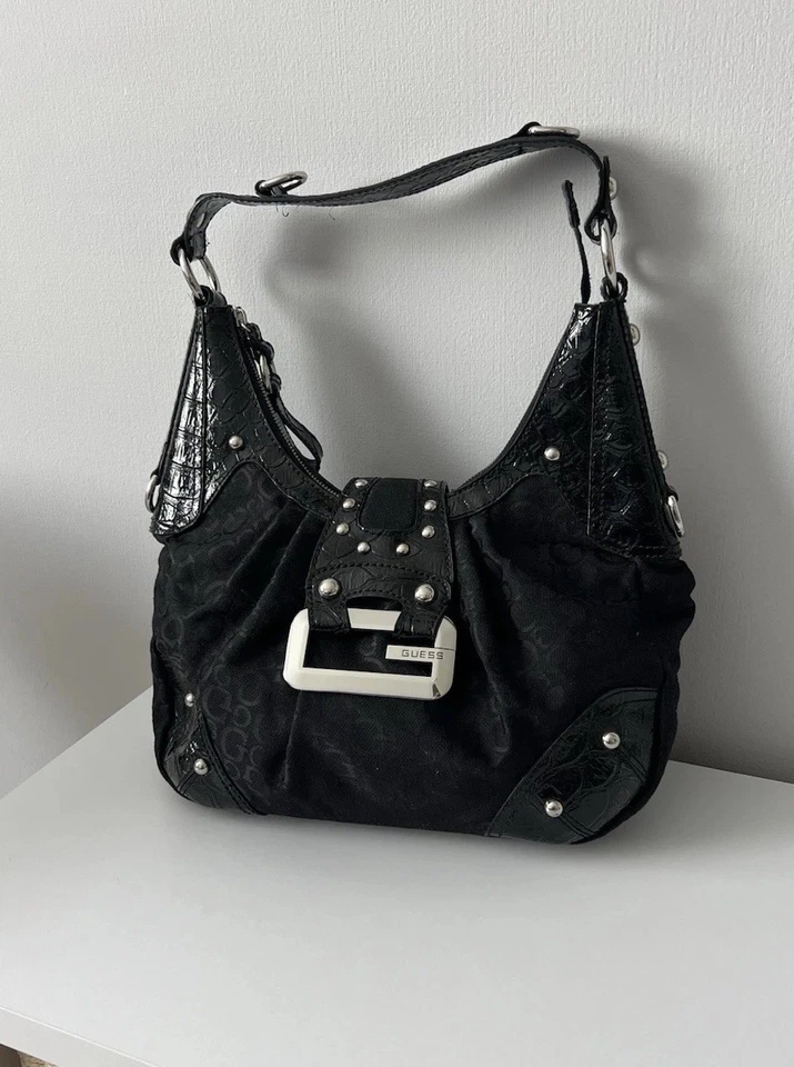 Guess vintage hebilla logo bolso baguette Y2k bolso de mano metal logo monogr... - Imagen 2 de 4