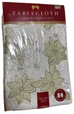 NWT- Bed Bath & Beyond Christmas Spirit Table Cloth Oblong 60x84 Inches