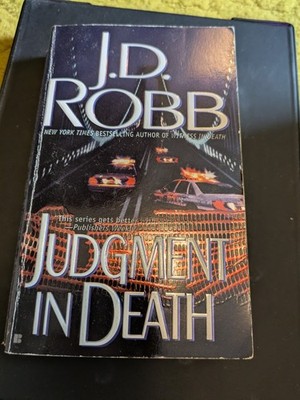 Judgment in Death by J. D. Robb (2000, Library Binding)