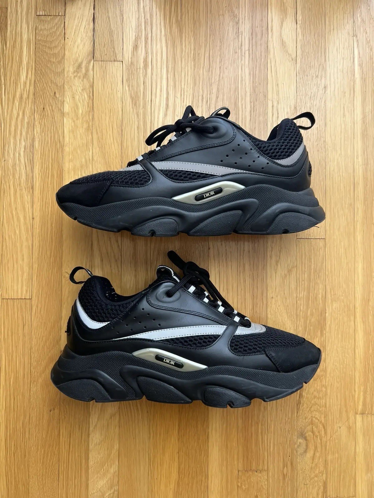 Authentic Dior B22 - image 1