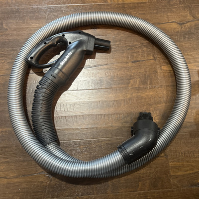 SIMPLICITY VERVE, RICCAR, THE BANK VACUUM ELECTRIC VACUUM HOSE