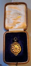 1913 Hallmarked Boxed Silver Fob Dartboard  B&D FL Medal William Aitken maker