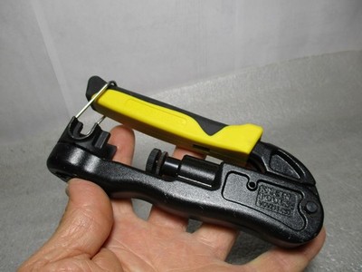 Klein Tools VDV211-063 Compression Wire Coaxial Crimper Lateral BNC RCA RG F