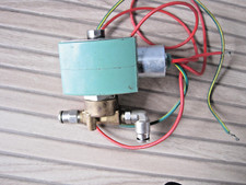 Asco Red Hat 200 PSI WOG 1/8" Solenoid Valve P/N: 8314H041V