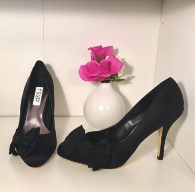 RSVP Black Pointy Toe Satin Bow Stiletto Heels 8 NWOT