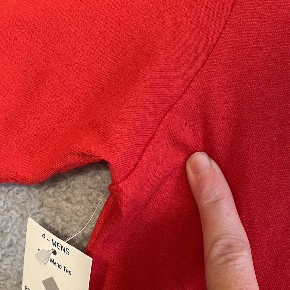 Men’s Large Super Mario Red Tshirt L Video Games Nintendo Fun Nerd