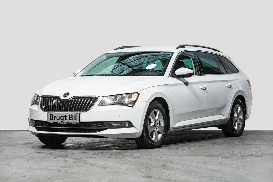 Skoda superb ambition