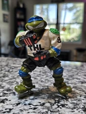 Vintage Slap Shot Leonardo Ninja Turtles Collectible TMNT Figure Hockey 1991