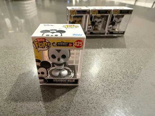 Disney Bitty Pop Mini-Figurines #425 - Steamboat Willie (used) + 7 Others
