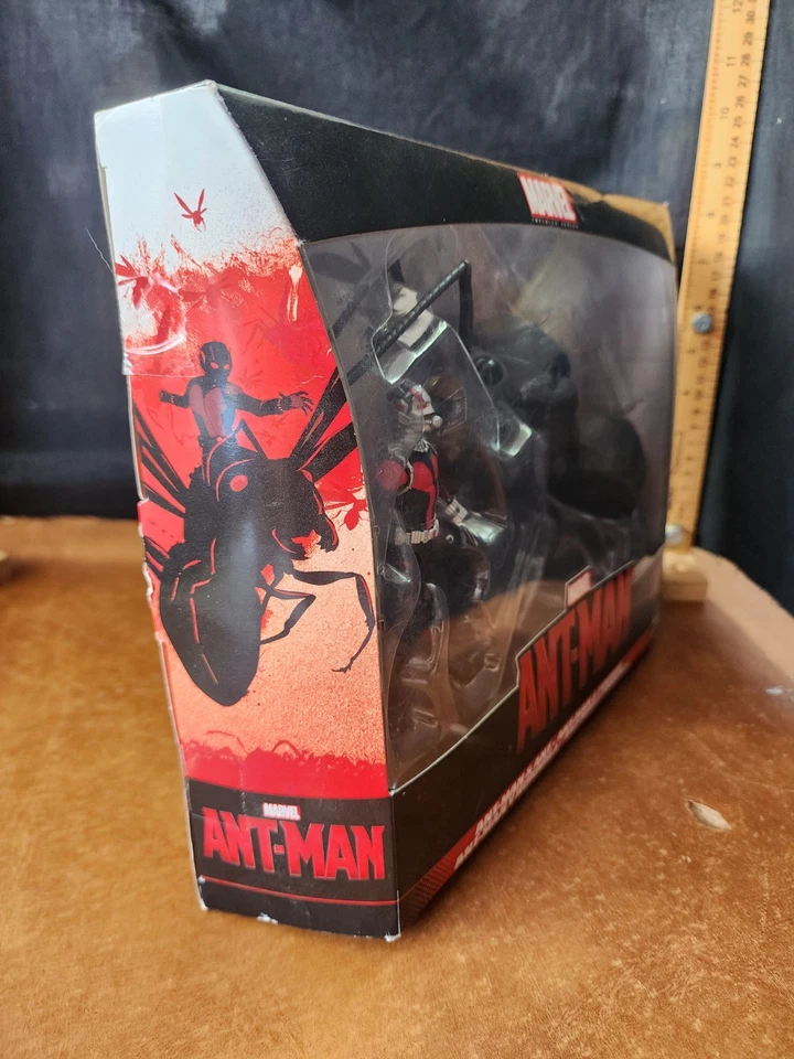 Figuras de acción Hasbro Marvel Infinite Series Ant-Man y Ant nuevas selladas Foto 3 de 4