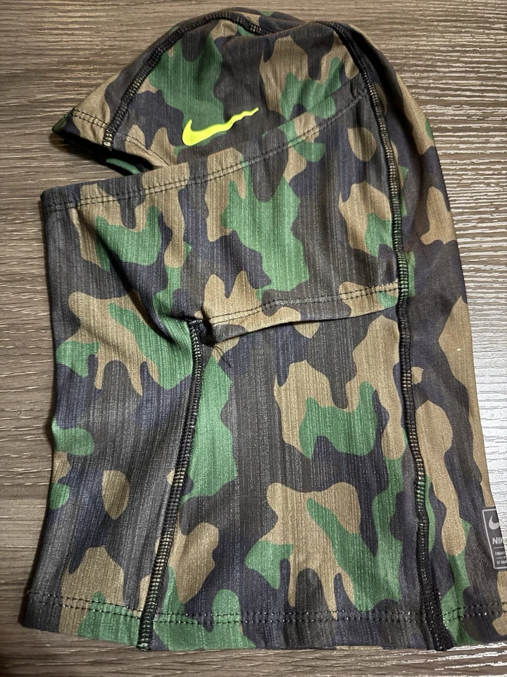 Nike Ski Mask Pro Therma-Fit Hyperwarm Camo Capucha - ENVÍO GRATUITO EL MISMO DÍA. Foto 2 de 4