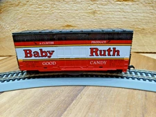 TYCO HO Scale 41' Baby Ruth N.A.D.X. 5324 Excess Height Box Car w/Rumble Sounds