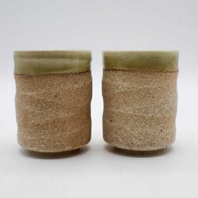 2 Mino Ware Japanese Pottery Yunomi Tea Cups Japan Jade Green & Sand Glaze