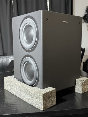 Dynaudio Core Sub 4x 9'' Inch Subs 2x 500w Amp All In 1  Studio Grade .