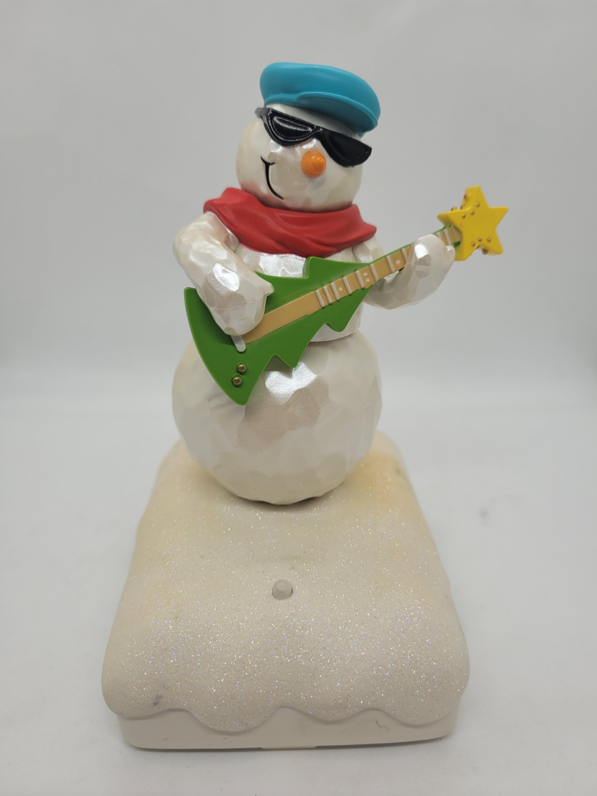 Hallmark Keepsake Snowman Jazz Band 2010 Guitar Freddy Semi Works