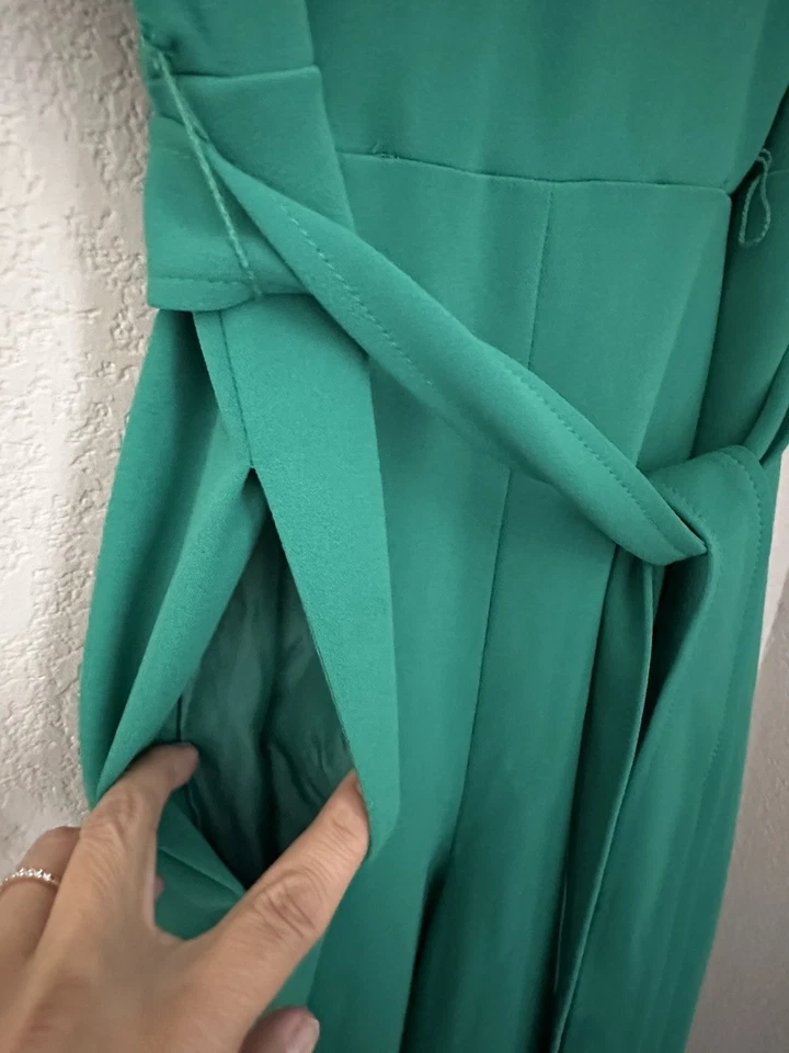 Mono Calvin Klein Recortado Plisado Cintura Bolsillos Pierna Ancha Verde Esmeralda Talla 14 Foto 2 de 4