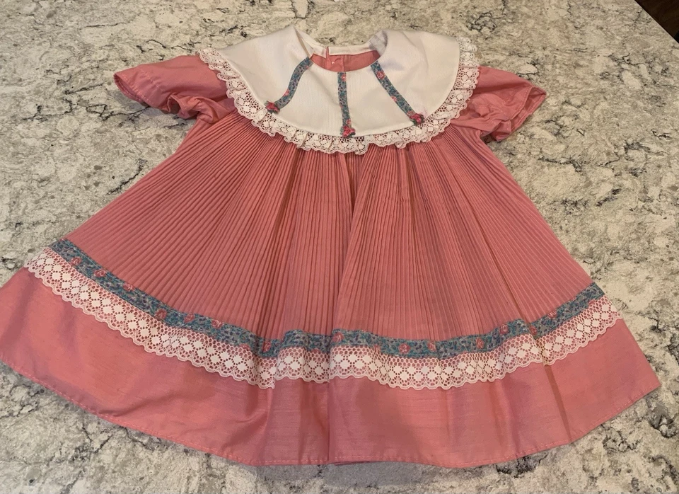 Lote de 2 vestidos clásicos modestos con cuello de encaje de los 90 vintage para niñas pequeñas 2T Foto 3 de 4