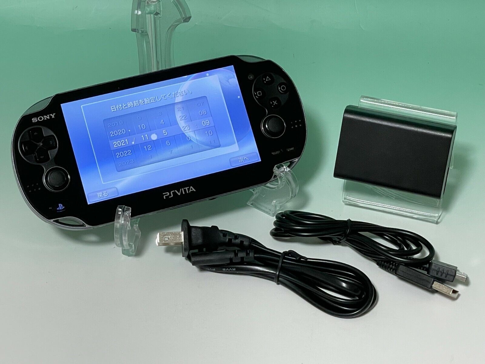 Sony PlayStation Vita 3G Wi-Fi Model PCH-1000 Excellent+ Crystal