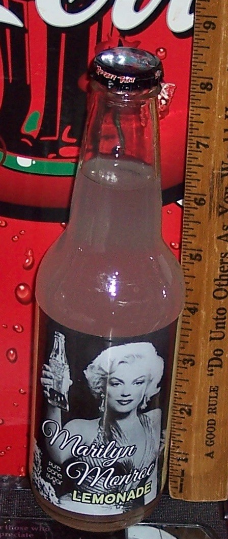 MARILYN MONROE LEMONADE ROCKET FIZZ 12 OZ GLASS BOTTLE LIMITED
