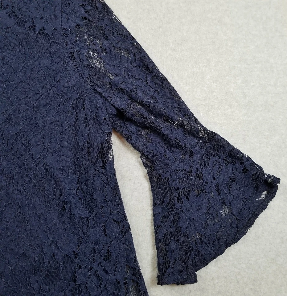 Elle Top Women’s Extra Large XL Blue Lace ¾ Bell Sleeve Crewneck Romantic Date - Imagem 2 de 4