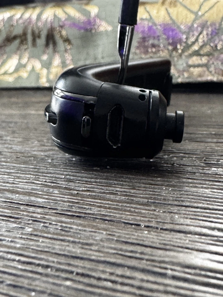 BlueAnt Q3 Voice-Command A2Dp black music headset phone book caller ID Bluetooth - Image 3 of 4