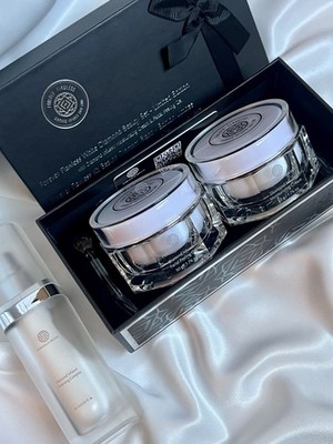 Forever Flawless White Diamond Beauty Set Limited Edition Cream, peel & Cleanser