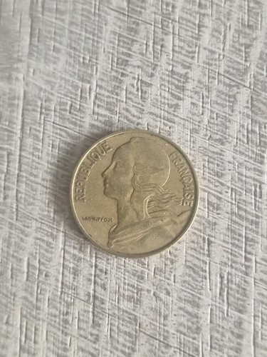 20 Centimes French 1962 Circulated Coin - Picture 2 of 3