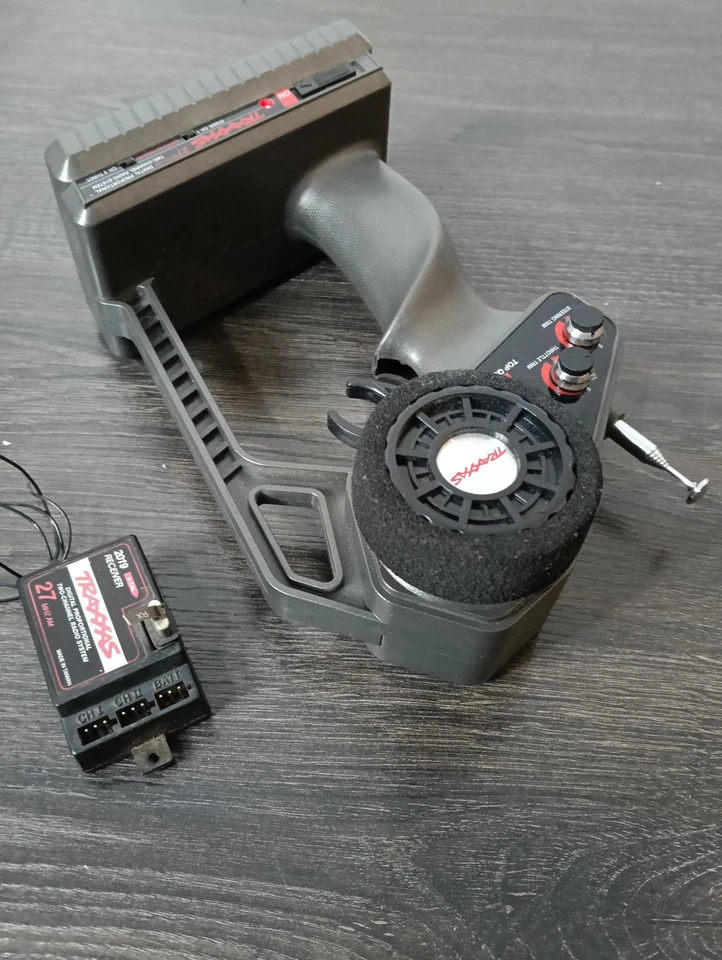 TRAXXAS TQ Controller Transmitter handset RC 27Mhz 2 channel rustler stampede - Image 4 of 4