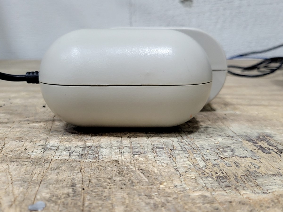 SWINGLINE 535 Electric Three Hole Punch