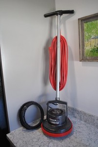 Oreck XL PRO Grade Orbiter Floor Cleaner ORB550MC new cleaning disc included