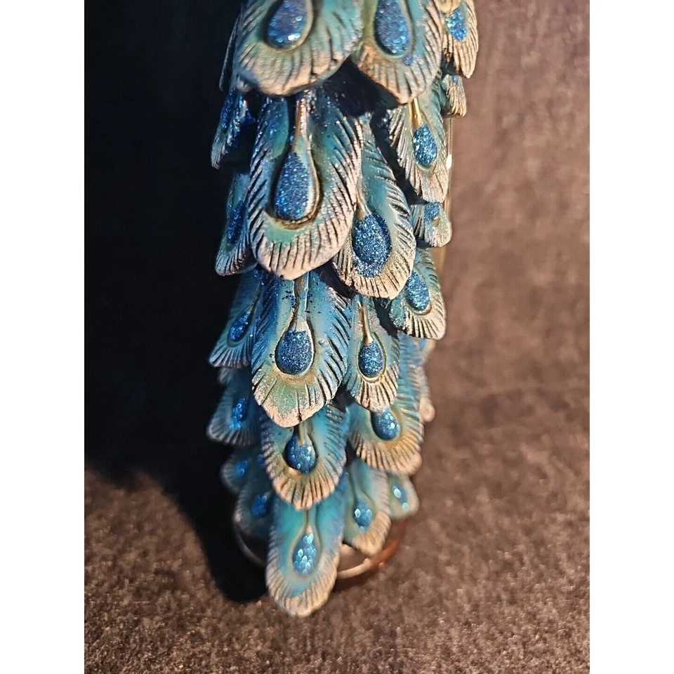 Peacock Clock European Style Creative Desk Clock Resin Quartz Works 14 Inches - Image 4 of 4