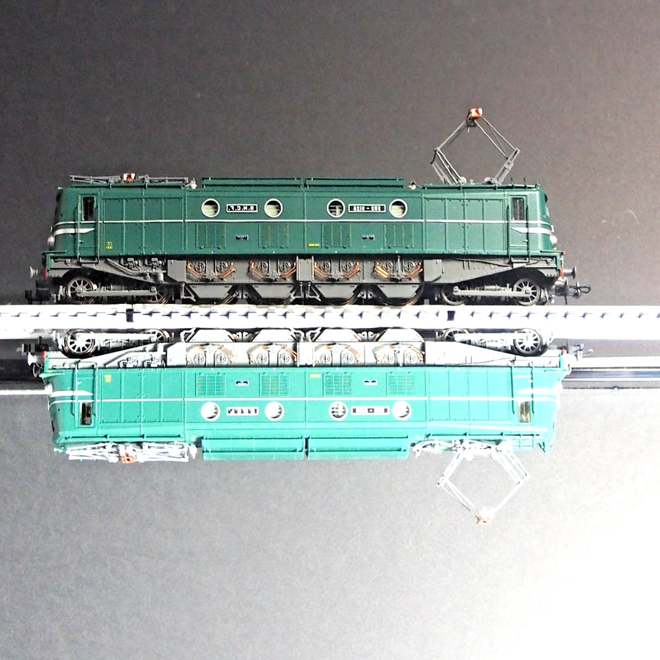 Locomotive électrique 2D2 - 9128 SNCF, HO ANALOGIQUE Ep IV DC - Ref 70470 ROCO - Photo 2/4