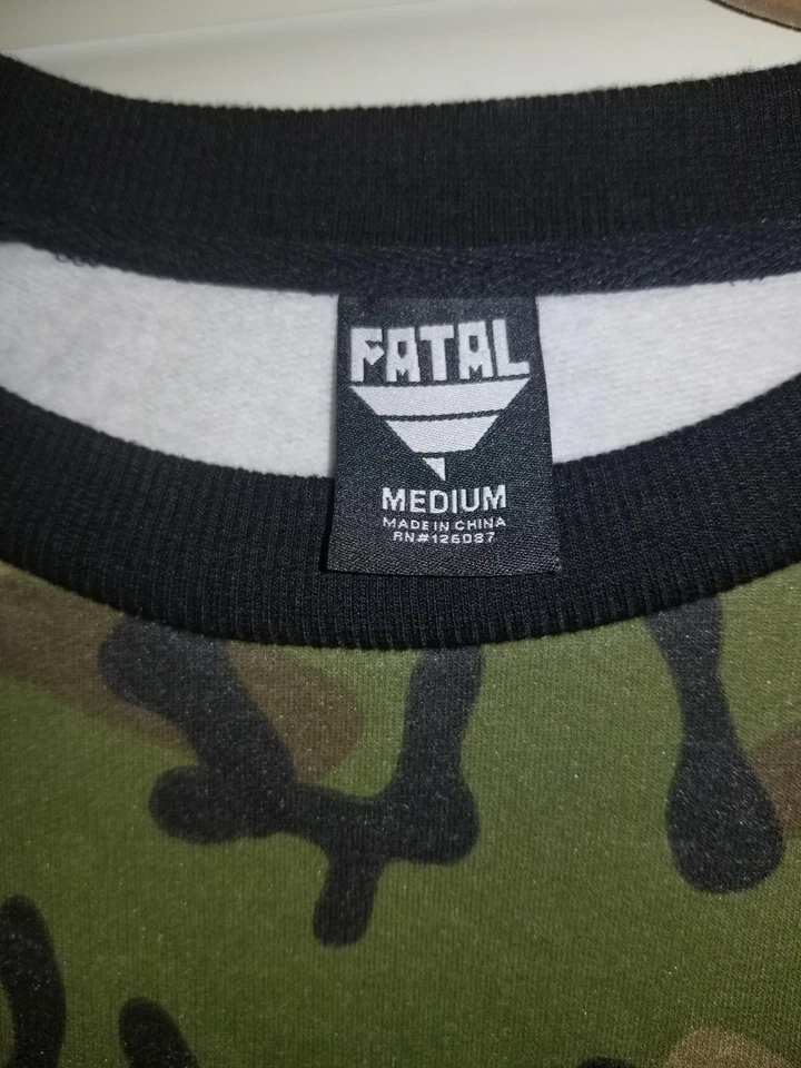 Fatal Clothing Men's Crewneck Sweatshirt Black Green Camo Pocket Sz. med - Изображение 3 из 4