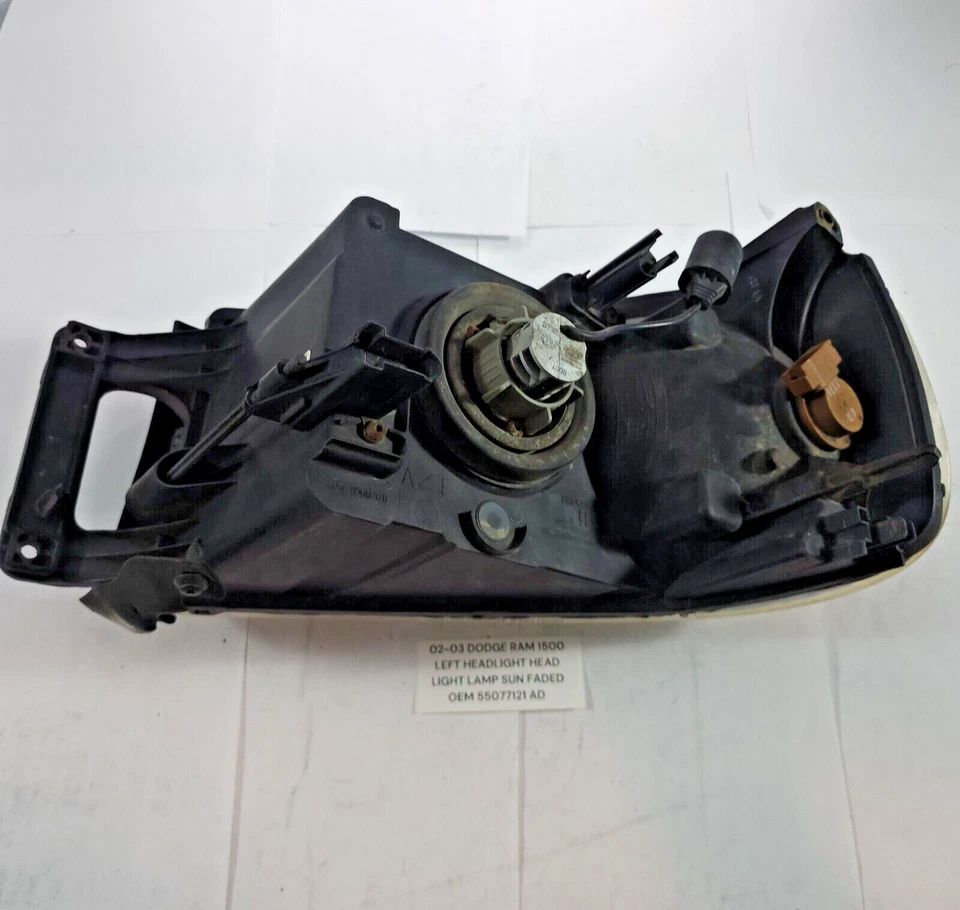 02-03 DODGE RAM 1500 LEFT HEADLIGHT HEAD LIGHT LAMP SUN FADED 55077121 AD OEM - Image 2 of 4