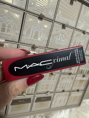 MAC MACximal Matte Lipstick - 691 RUBY WOO - 0.12oz./3.5g