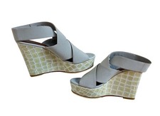 Donald J Pliner Women's Wedge Sandals Size 6M Patent Leather Gray Green Sample