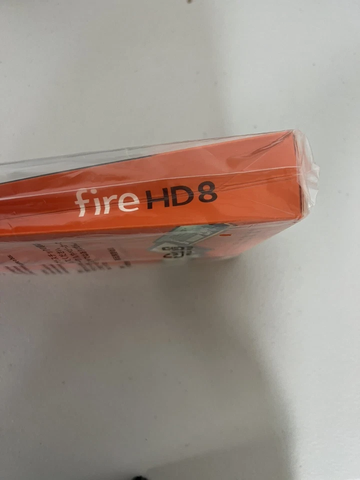 Amazon Fire HD 8 (7th Generation) 16GB, Wi-Fi, 8In - Black - Image 3 of 4